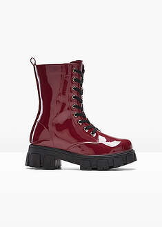 Botas con cordones y aspecto lacado