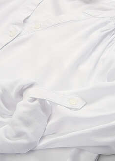 Blusa tipo túnica de viscosa suave