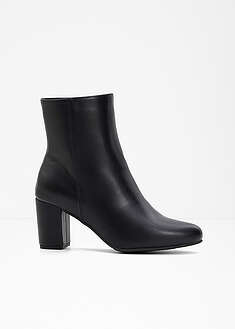 Botines con tacón grueso