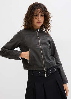Cazadora estilo biker con aspecto desgastado