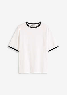 camiseta-con-ribete-de-encaje