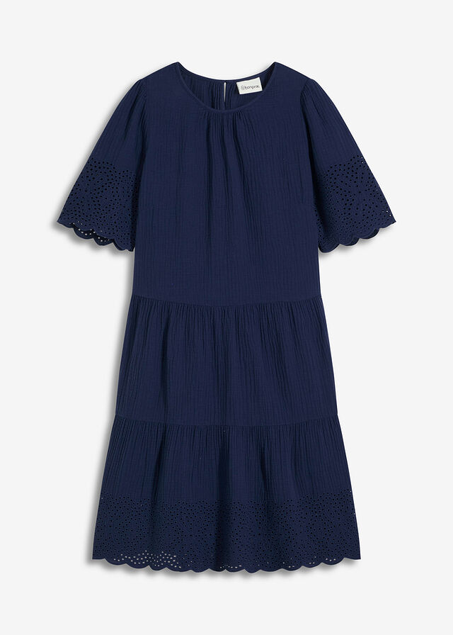 Vestido de muselina con bordado calado
