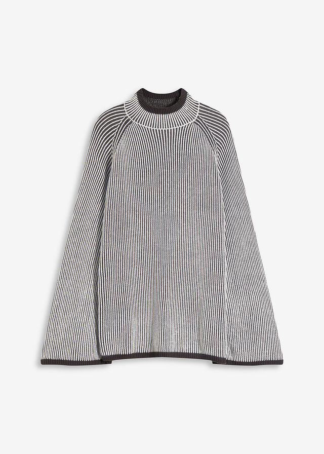 Jersey oversize con cuello alto