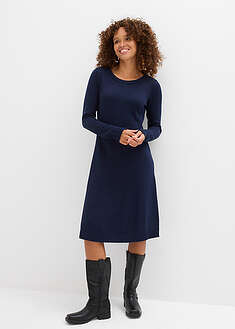 Vestido de punto acampanado