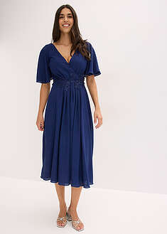 Vestido de cóctel con aplicación de encaje